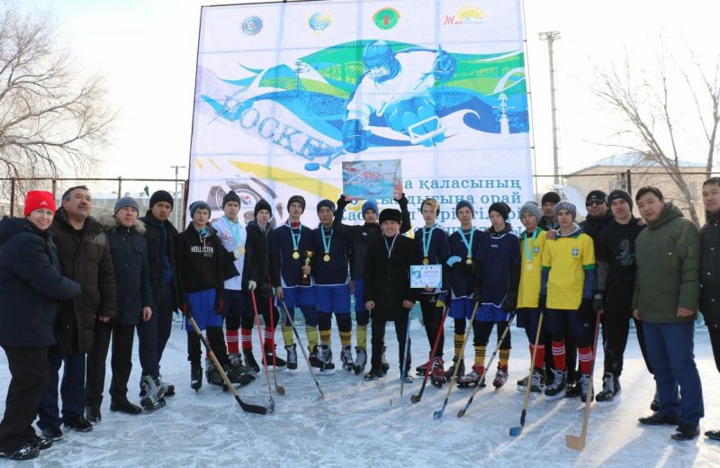 Алматы облысында хоккейден мектепаралық жарыс өтті