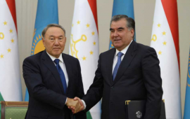 ЕЛБАСЫ ТӘЖІКСТАН ЕЛІНІҢ ПРЕЗИДЕНТІМЕН ТЕЛЕФОН АРҚЫЛЫ СӨЙЛЕСТІ