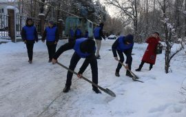 ЖҰМЫЛА КӨТЕРГЕН ЖҮК ЖЕҢІЛ
