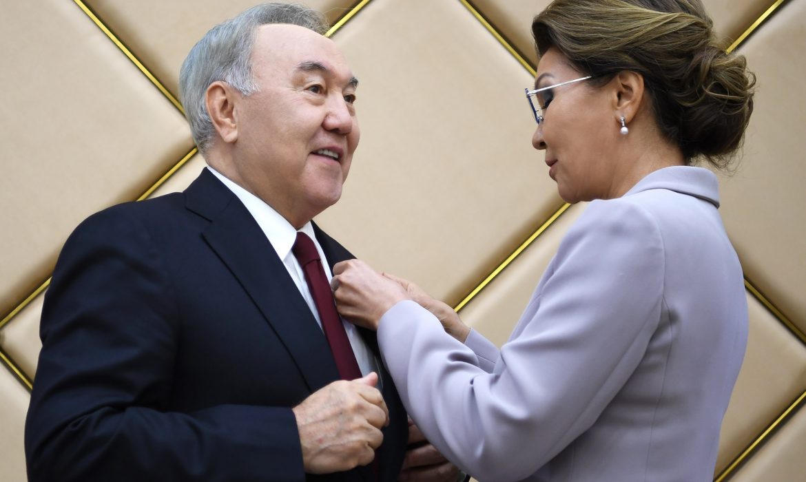 Н.Назарбаевқа «Құрметті сенатор» мәртебесі берілді