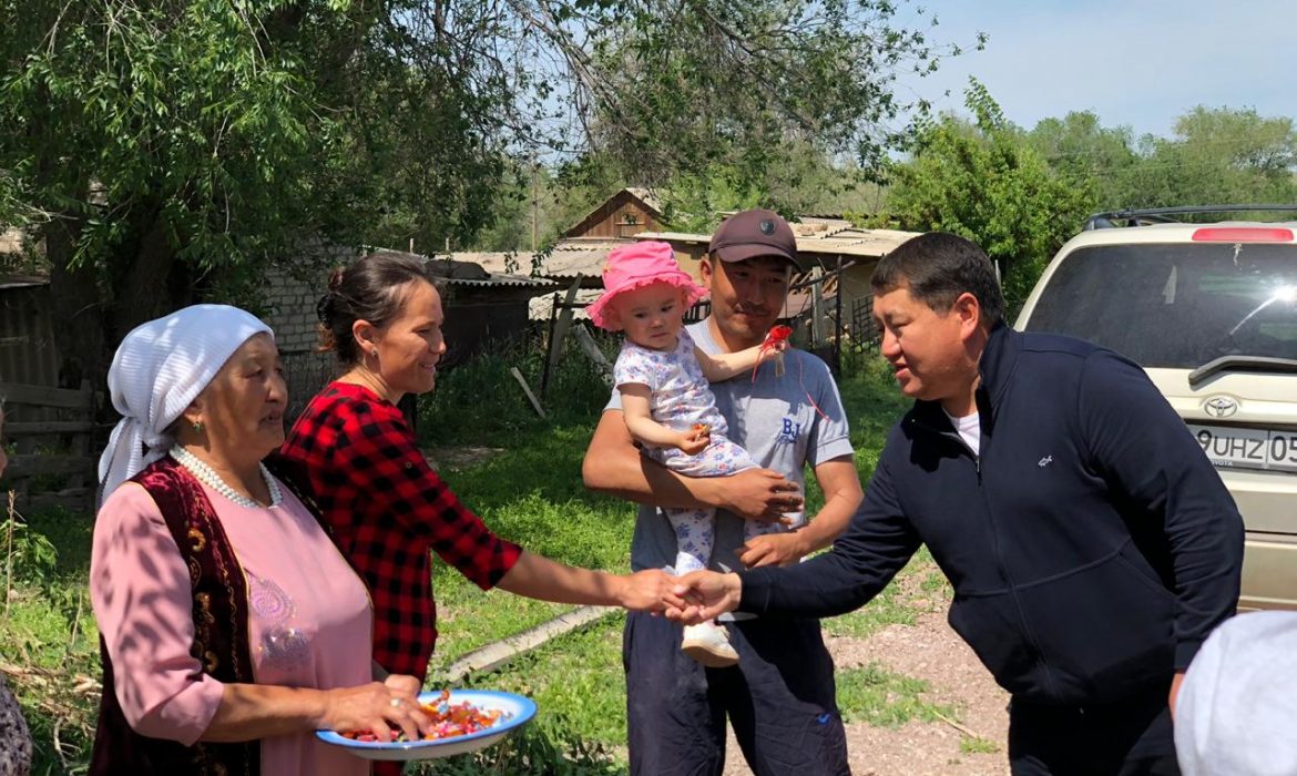 Алматы облысында 1 маусым Халықаралық балаларды қорғау  күніне орай бір отбасыға баспана берілді