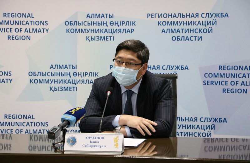 Более 200 должностным лицам наложены административные взыскания в Алматинской области