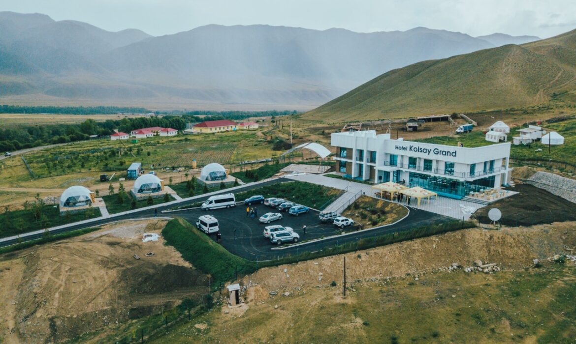 Kolsay Grand: Күнгей Алатауында қонақ үй ашылды