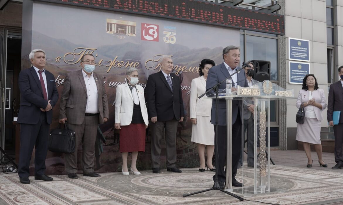 В Алматинской области состоялось открытие республиканской выставки-конкурса «Тіл және Тәуелсіздік»