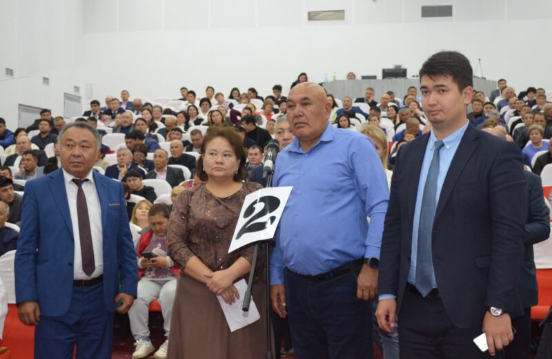 Облыс әкімі Еңбекшіқазақ  ауданының тұрғындарымен кездесті
