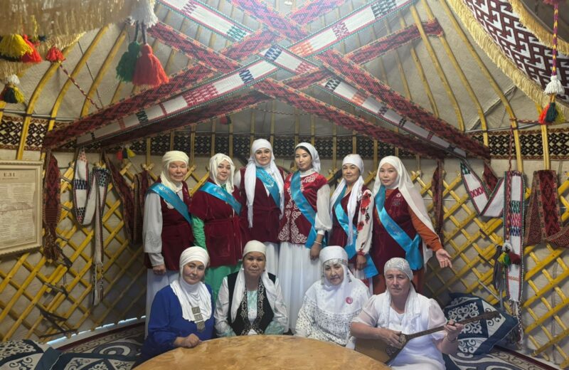 БІР ӘУЛЕТТІҢ АЛТЫ КЕЛІНІ үздік атанды