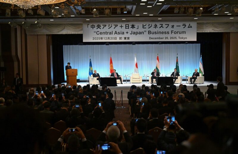 Глава государства принял участие в бизнес-форуме «Центральная Азия – Япония»