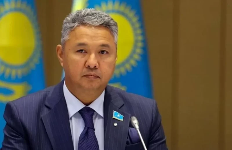 Азат Перуашев: реформа Қазақстан Конституциясының дәйекті эволюциясын жалғастыруда