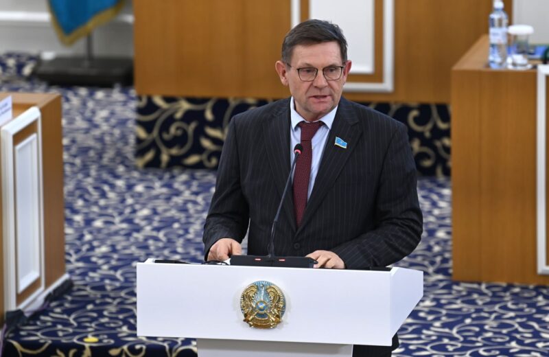 Сергей Пономарев: новая Конституция станет надежной опорой обеспечения согласия и единства в Казахстане