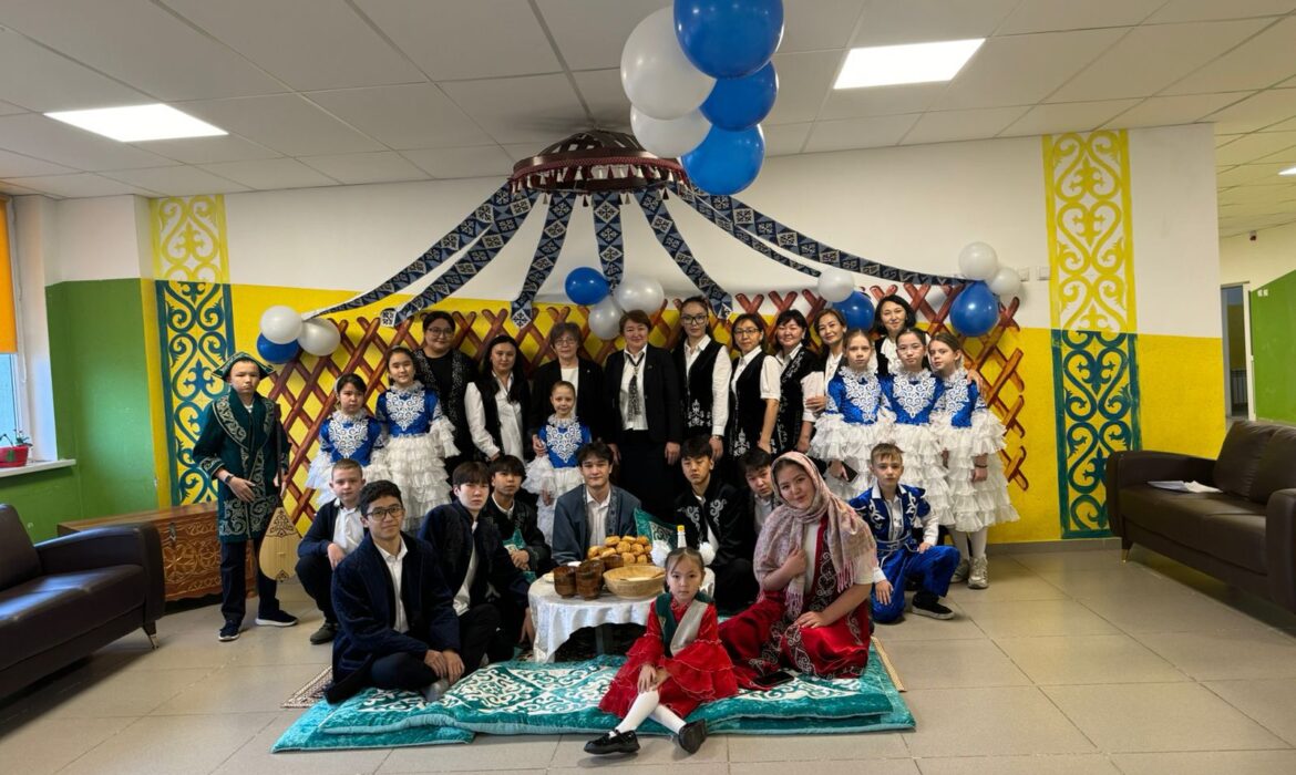 Жыраулар мен хандар – ел бірлігінің тарихи тұғыры