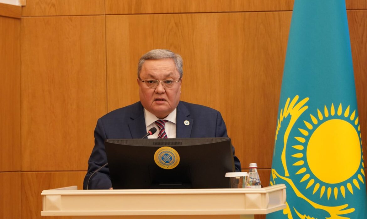 Қазақстандағы референдумды 38 елден және 11 халықаралық ұйымнан келген 359 байқаушы байқайтын болады