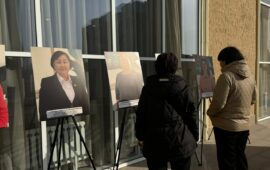 Фотовыставку «Образ матери» организовали на референдумном участке в Илийском районе