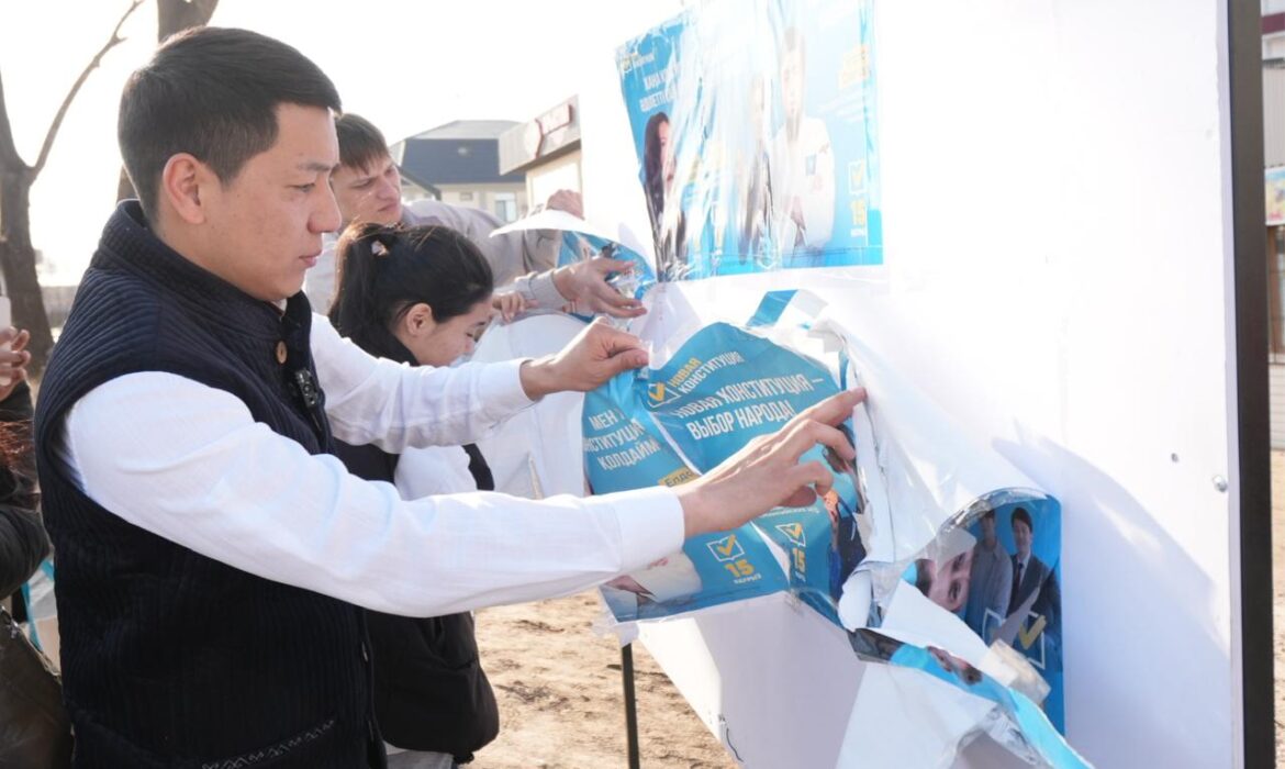 Акция по сбору агитационных материалов началась в Алматинской области