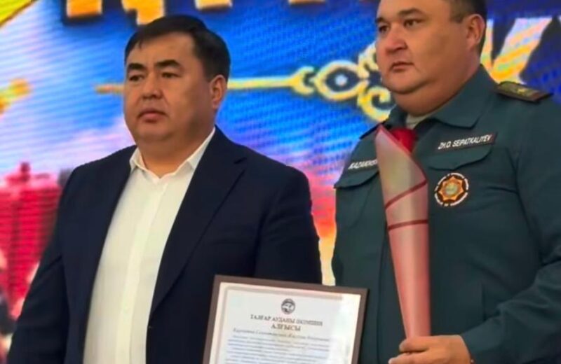 ЕРЛІК ПЕН ЕҢБЕККЕ ҚҰРМЕТ